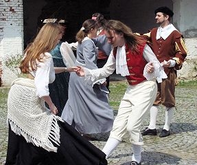 Tanzgruppe Amadance Mittelalterfest Engabrunn (3)