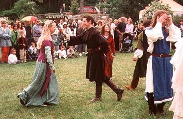 Tanzgruppe Amadance Mittelalterfest Waldreichs (5)